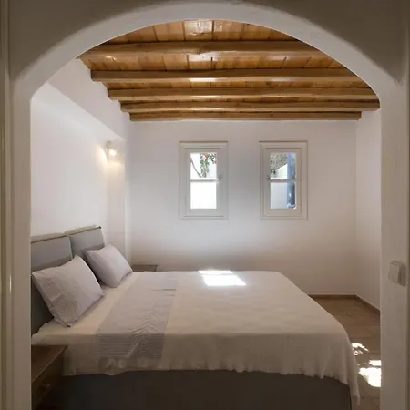 Elegant 8 Person Pool Villa, Spectacular Views Villa